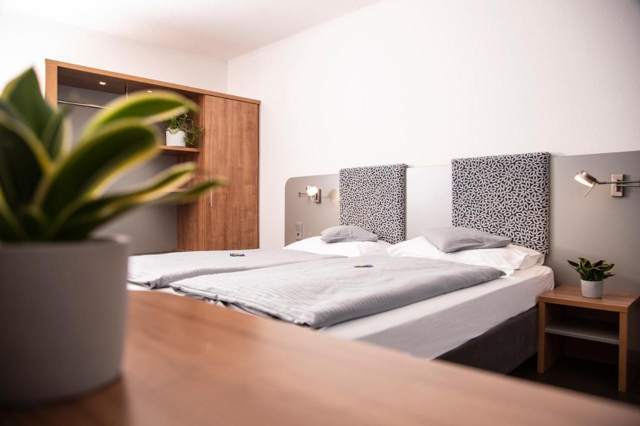 Hotel Russweiher Eschenbach in der Oberpfalz Екстериор снимка